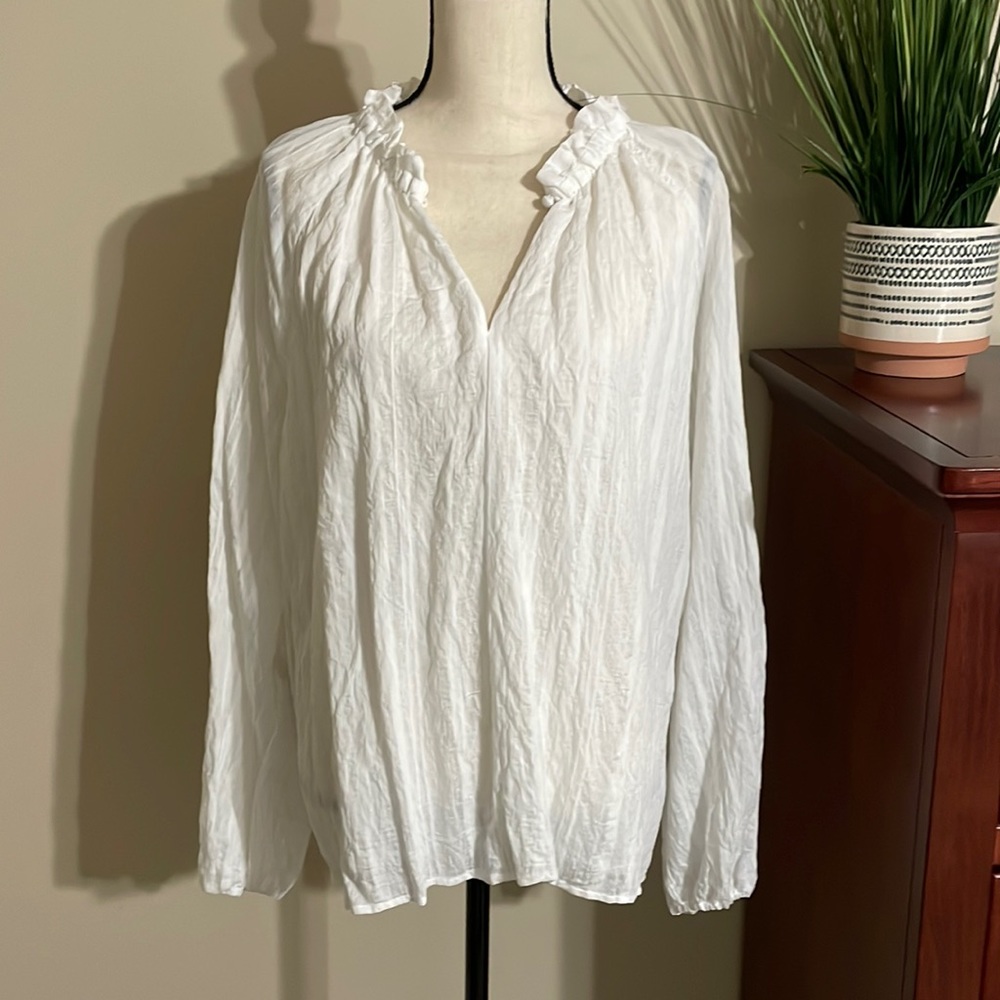 Ann Taylor Shirred White Blouse V Neck with Button Close
